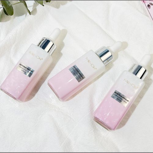 ME-ON Glycolic Bright Serum – Dark Spot Remover & Skin Brightening